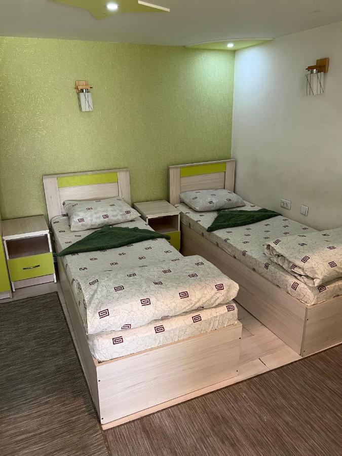 Anisa- Hostel 杜尚别 外观 照片